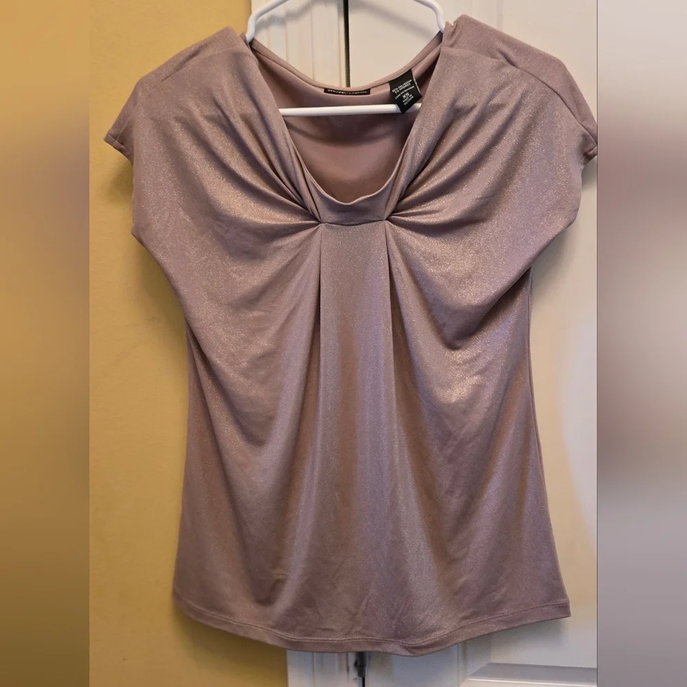 New York & Company Womens Beautiful Metallic Ruched Blouse Short Sleeve Top Y2k - Picture 1 of 4